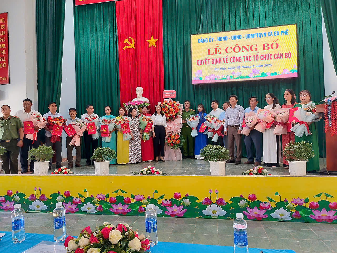 lễ công bố 4